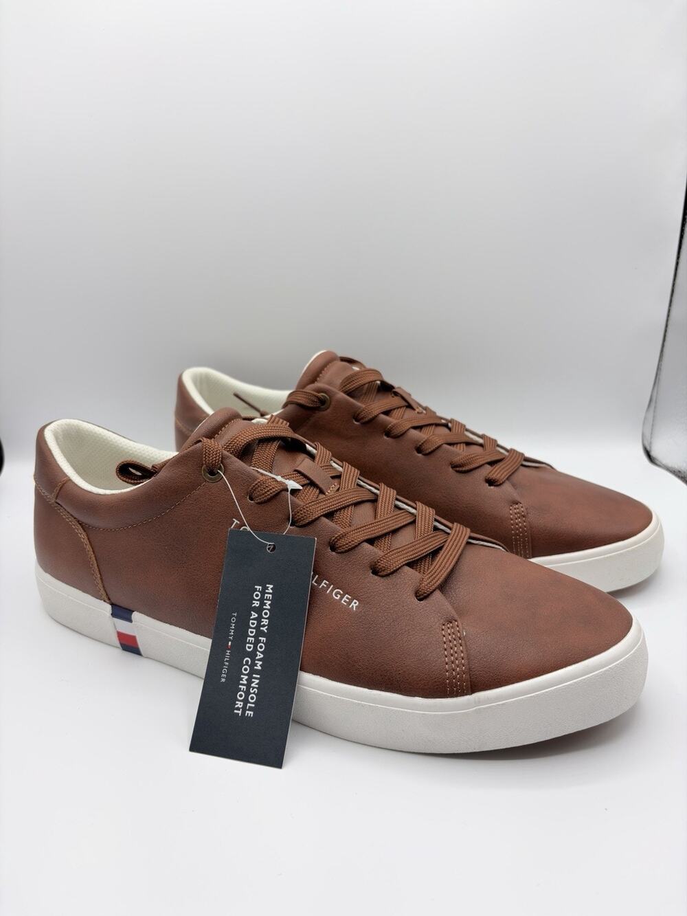 Tommy Hilfiger Ramoso Metallic Logo Pebbled Court Sneakers Brown Men’s Sz US 12